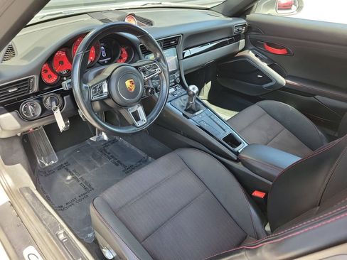 Certified 2018 Porsche 911 Carrera image 5