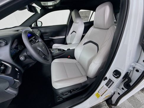 New 2026 Lexus UX 300h FWD image 16