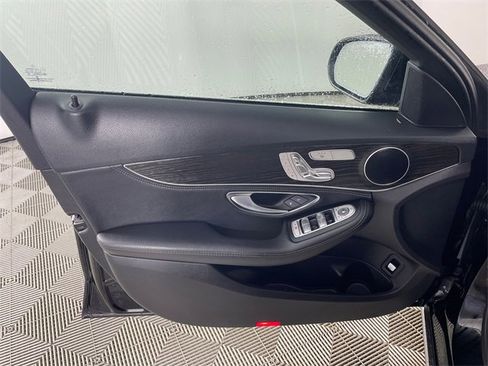 Used 2015 Mercedes-Benz C 300 4MATIC Sedan image 16