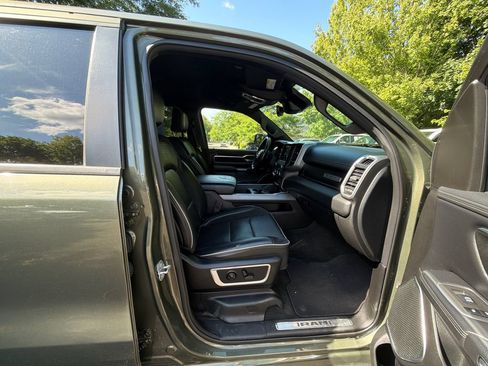 Used 2021 RAM 1500 Laramie w/ Sport Appearance Package AWD/4WD image 35