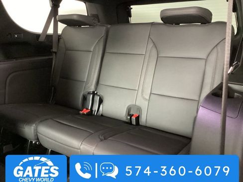 New 2025 Chevrolet Suburban High Country image 6