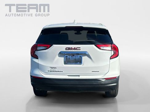 Used 2023 GMC Terrain SLE image 6