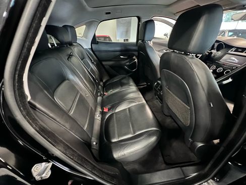 Used 2018 Jaguar E-PACE S image 27