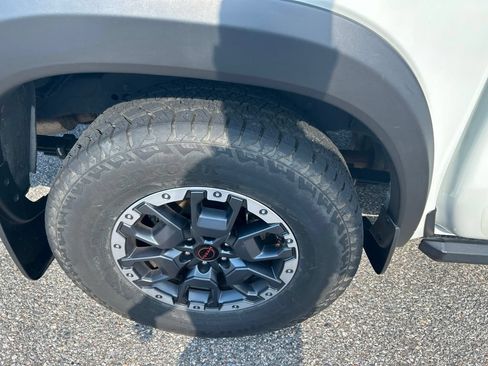 Used 2025 Nissan Frontier Pro-X w/ Pro Premium Package RWD image 8