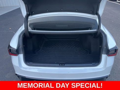 Used 2022 Lexus IS 350 F Sport w/ Accessory Package RWD image 32