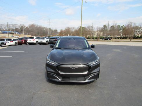 Used 2022 Ford Mustang Mach-E Premium image 15