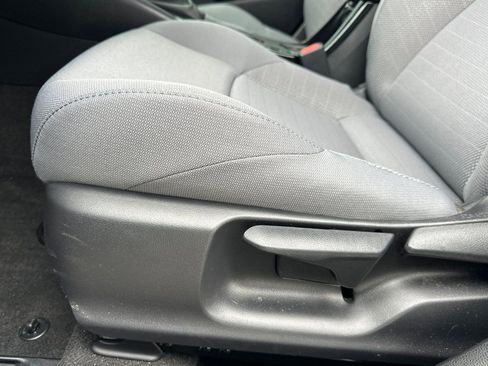 Used 2024 Toyota Corolla SE image 14