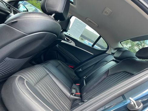 Used 2022 Genesis G70 2.0T w/ Prestige Package RWD image 49