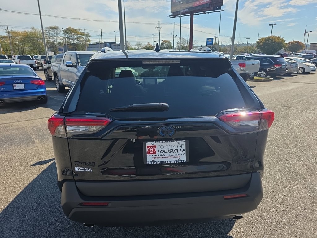 Certified 2024 Toyota RAV4 XLE w/ Convenience Package AWD/4WD image 6