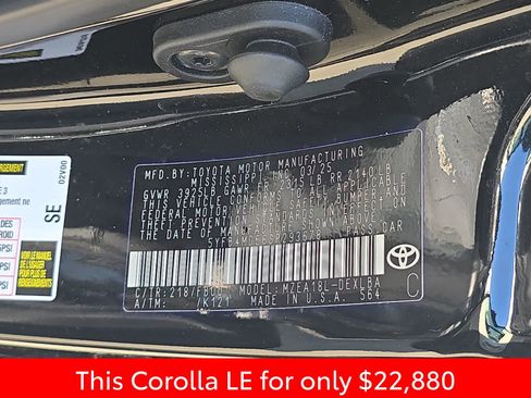 Used 2025 Toyota Corolla LE FWD image 41