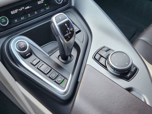 Used 2016 BMW i8 image 18