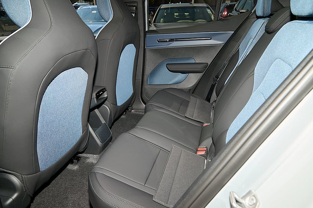 New 2026 Volvo EX30 Plus w/ Protection Package AWD/4WD image 19