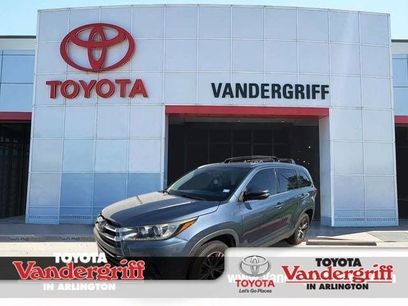 Used 2017 Toyota Highlander Limited Platinum