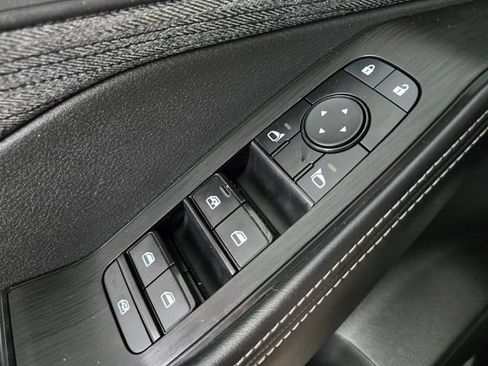 Used 2023 Nissan Rogue SV AWD/4WD image 39