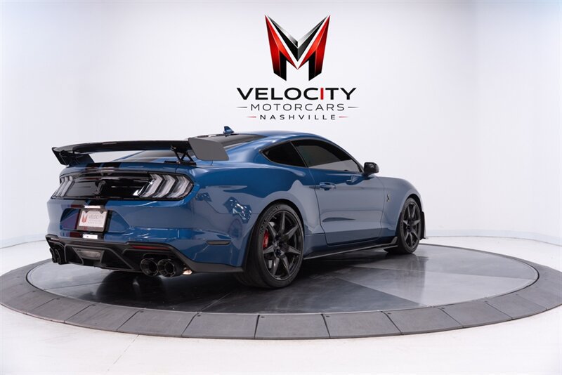 Used 2021 Ford Mustang Shelby GT500 w/ Carbon Fiber Track Pack RWD image 6