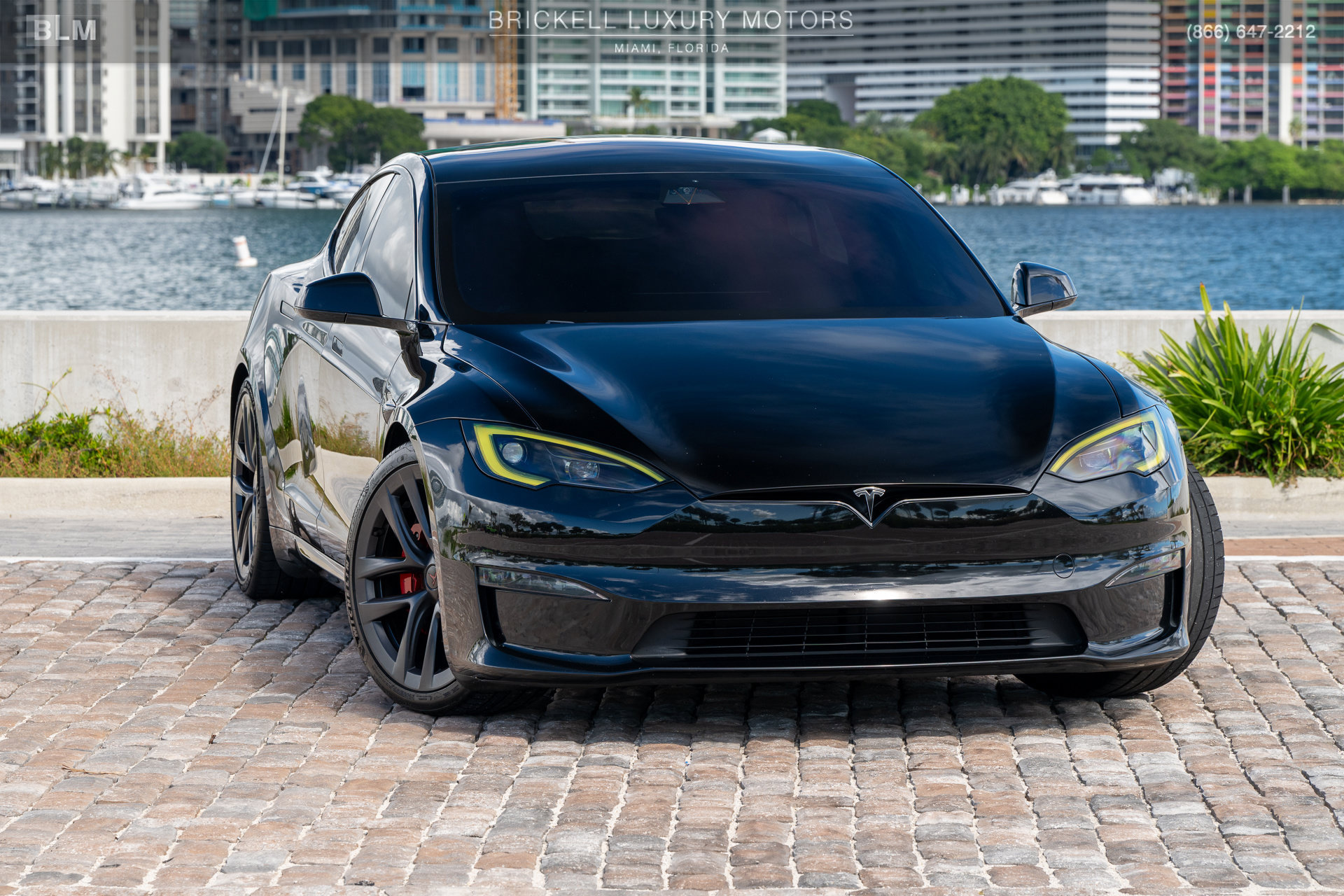Used 2024 Tesla Model S Plaid AWD/4WD image 2