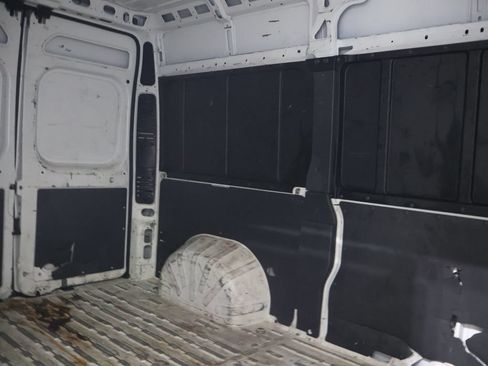 Used 2019 RAM ProMaster 2500 FWD image 12