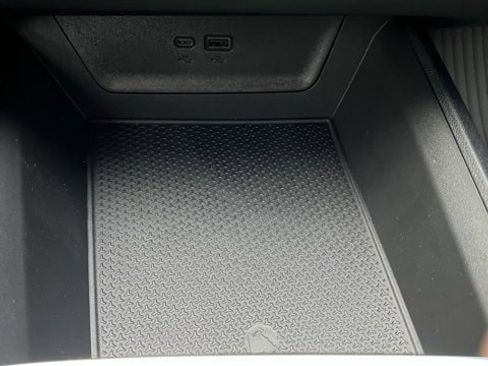 New 2026 Chevrolet Equinox LT w/ Midnight Edition image 28