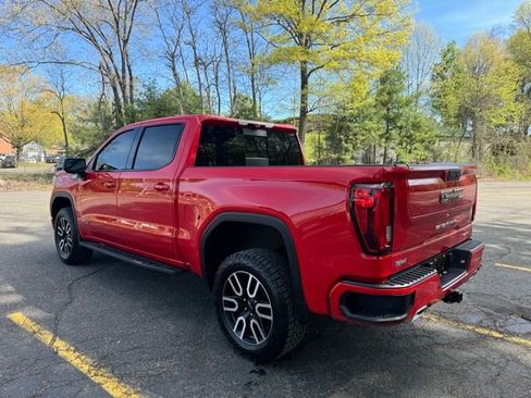 Used 2021 GMC Sierra 1500 AT4 w/ AT4 Premium Package AWD/4WD image 8