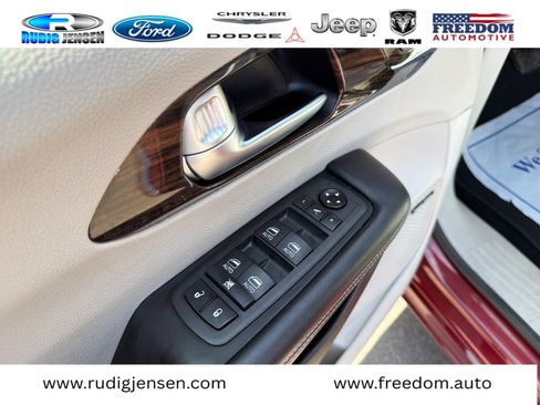 Used 2021 Chrysler Pacifica Limited w/ Premium & Safety Sphere Group AWD/4WD image 11