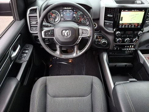 Used 2019 RAM 1500 Big Horn AWD/4WD image 11