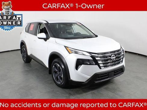 Certified 2024 Nissan Rogue SV FWD image 5