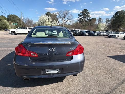 Used 2011 INFINITI G37 Journey w/ Premium Pkg image 6