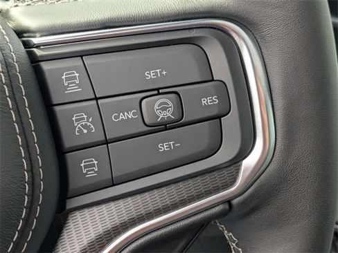 New 2026 Jeep Grand Wagoneer L Summit image 16