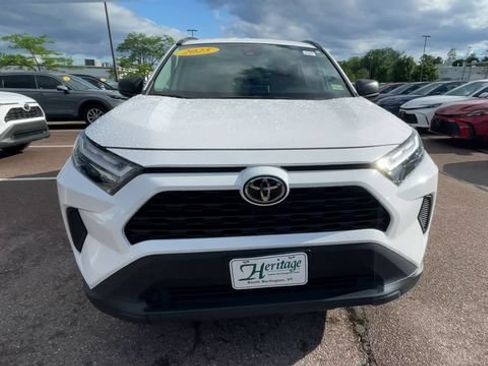 Used 2025 Toyota RAV4 LE AWD/4WD image 7