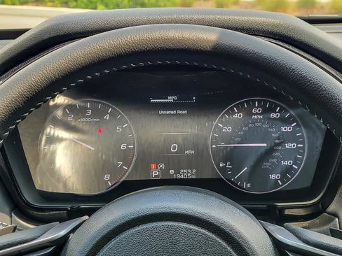 Used 2025 Subaru Outback Premium w/ Popular Package #1A AWD/4WD image 18