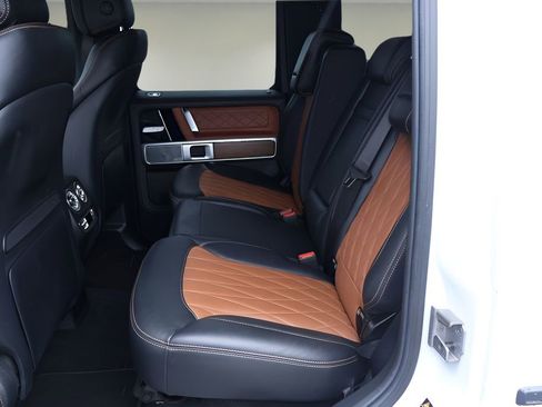 Used 2022 Mercedes-Benz G 550 image 13