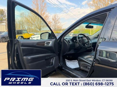 Used 2014 Nissan Pathfinder SL w/ SL Tech Package image 9