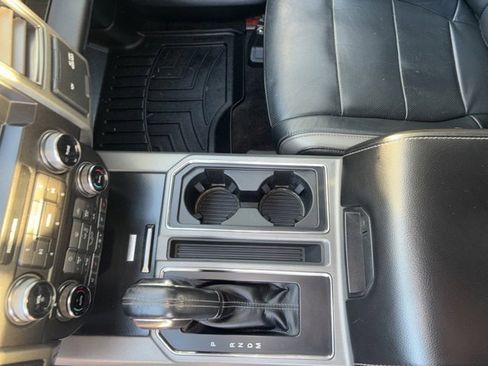 Used 2017 Ford F150 Raptor w/ Equipment Group 802A Luxury image 18