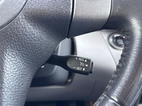 Used 2011 Toyota RAV4 Limited image 28