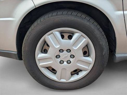 Used 2008 Chevrolet Uplander LS w/ Climate Package FWD image 10