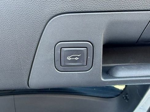 Certified 2022 Buick Envision Preferred FWD image 9