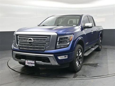 Used 2023 Nissan Titan Platinum Reserve w/ Moonroof Package image 8