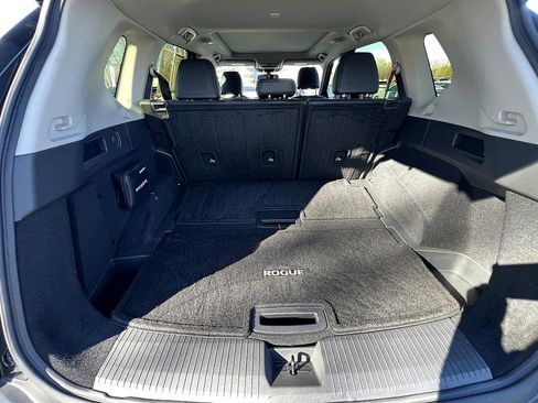 Certified 2023 Nissan Rogue Platinum w/ Platinum Premium Package image 33
