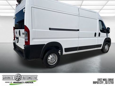Used 2023 RAM ProMaster 2500 FWD image 5