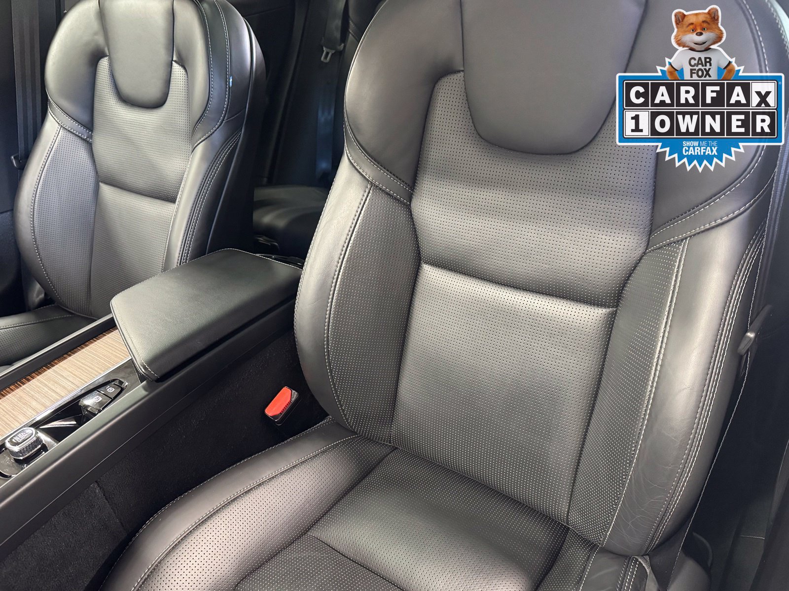 Used 2023 Volvo XC60 B5 Ultimate AWD/4WD image 30