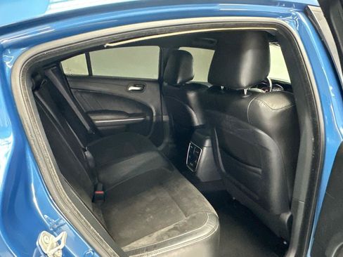 Used 2020 Dodge Charger R/T w/ Plus Group RWD image 15
