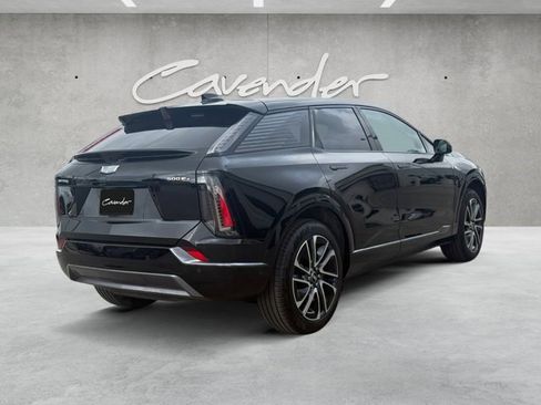 Certified 2025 Cadillac Optiq Sport 1 AWD/4WD image 18