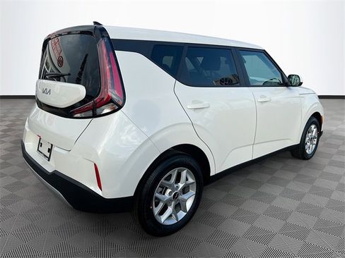 New 2025 Kia Soul LX image 7