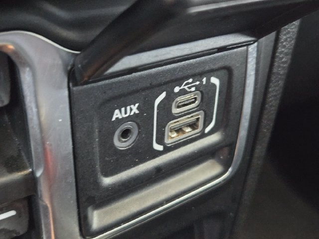 Certified 2026 Jeep Wrangler Unlimited Sahara AWD/4WD image 24