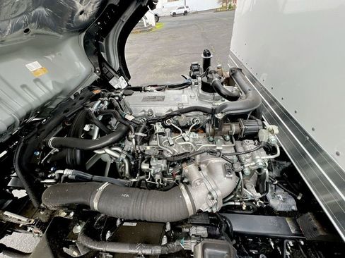 New 2024 Chevrolet Low Cab Forward 5500XD image 22