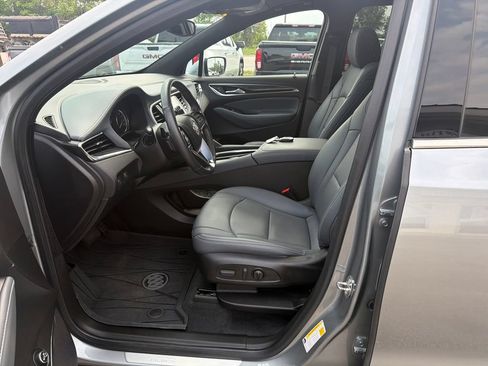 Used 2023 Buick Enclave Essence w/ Experience Buick Package AWD/4WD image 11