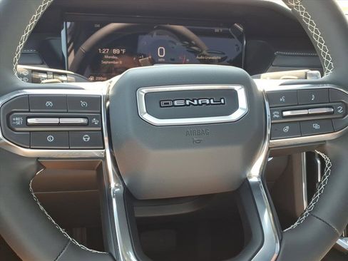 New 2026 GMC Acadia Denali w/ Super Cruise Package image 18