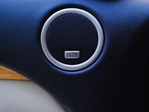 Used 2005 Lexus SC 430 Convertible image 24