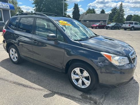 Used 2015 Subaru Forester 2.5i Premium AWD/4WD image 5