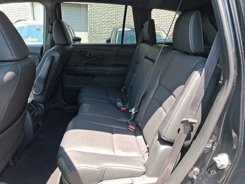 Used 2023 Honda Passport EX-L image 8